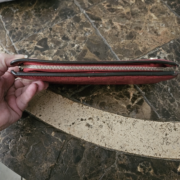 Gucci Shima Shiny Micro Gucci Wallet Round Zipper Red Pink - Picture 7 of 10